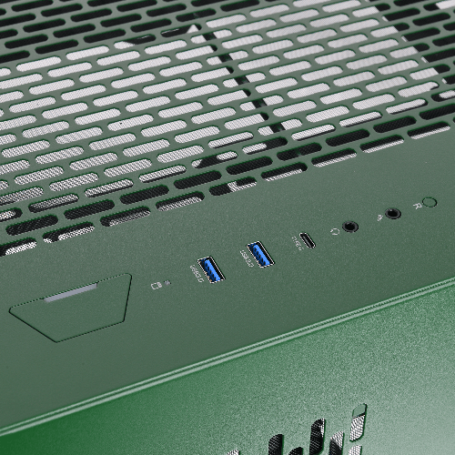 Der CTE E660 MX ist ein Midi Tower Gehaeuse in der Farbe Racing Green mit Drei-Wege-GPU-Installation und Support für Hidden-Connector-Motherboards.