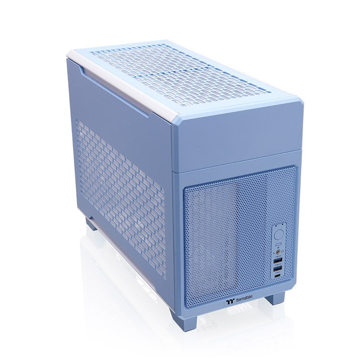 Das TR100 ist ein kompaktes PC Mini-ITX-Gehäuse (Tower) in Hydrangea Blue