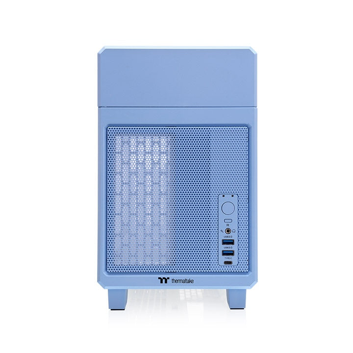 Das TR100 ist ein kompaktes PC Mini-ITX-Gehäuse (Tower) in Hydrangea Blue