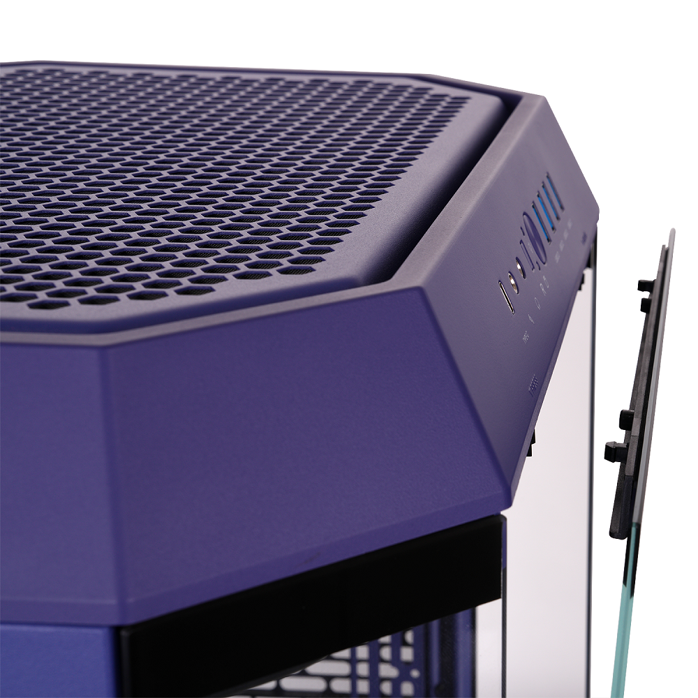 Der Tower 600 Future Dusk ist ein PC Midi Gehaeuse mit ATX-Standard