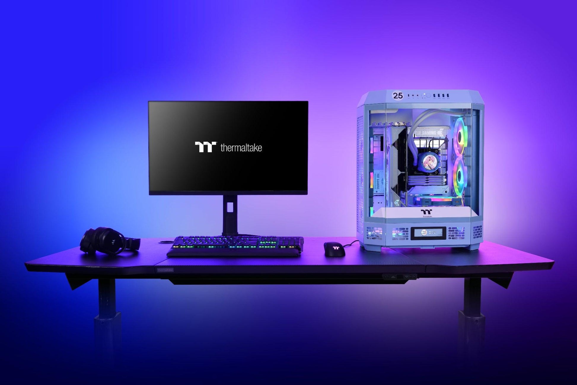 Der Tower 600 Hydrangea Blue ist ein PC Midi Gehaeuse mit ATX-Standard