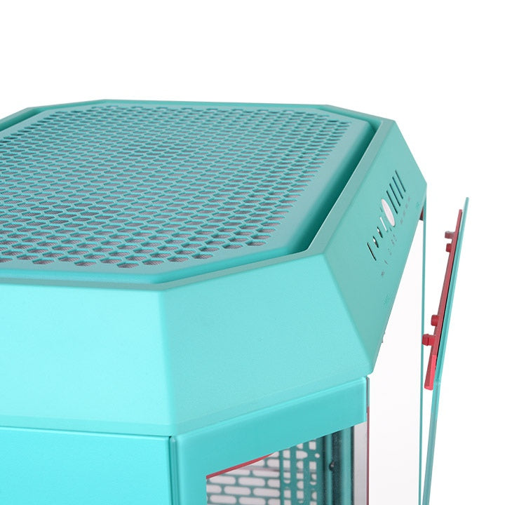 Der Tower 600 in der Farbe Mint Strawberry ist ein ATX PC Gehäuse.