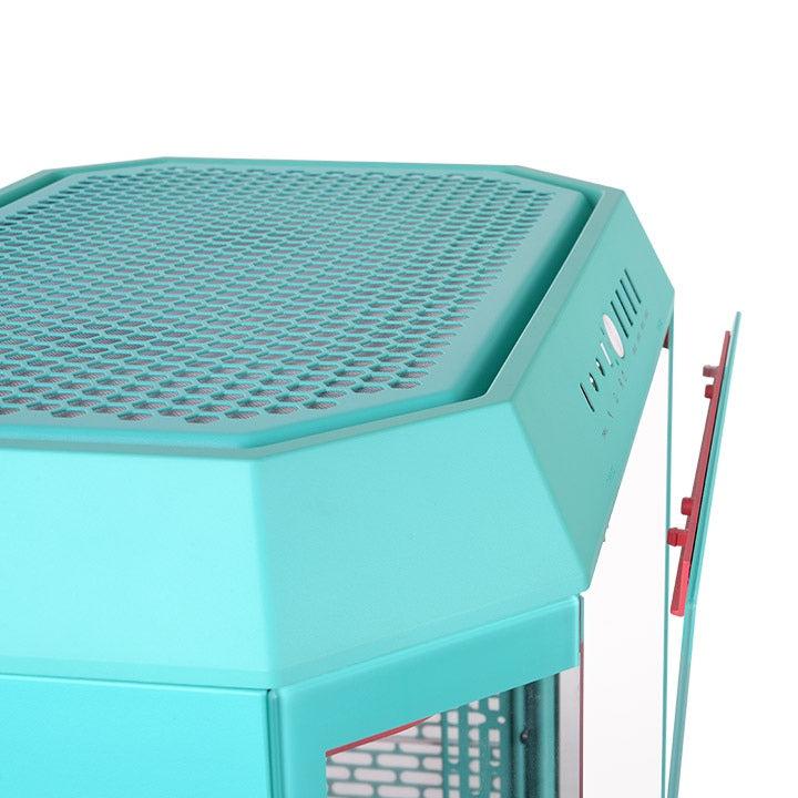 Der Tower 600 in der Farbe Mint Strawberry ist ein ATX PC Gehäuse.
