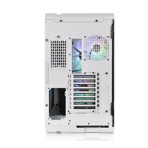 Das View 51 TG ARGB ist ein Big Tower in der Farbe Snow White mit High-End Erweiterungsmöglichkeiten.