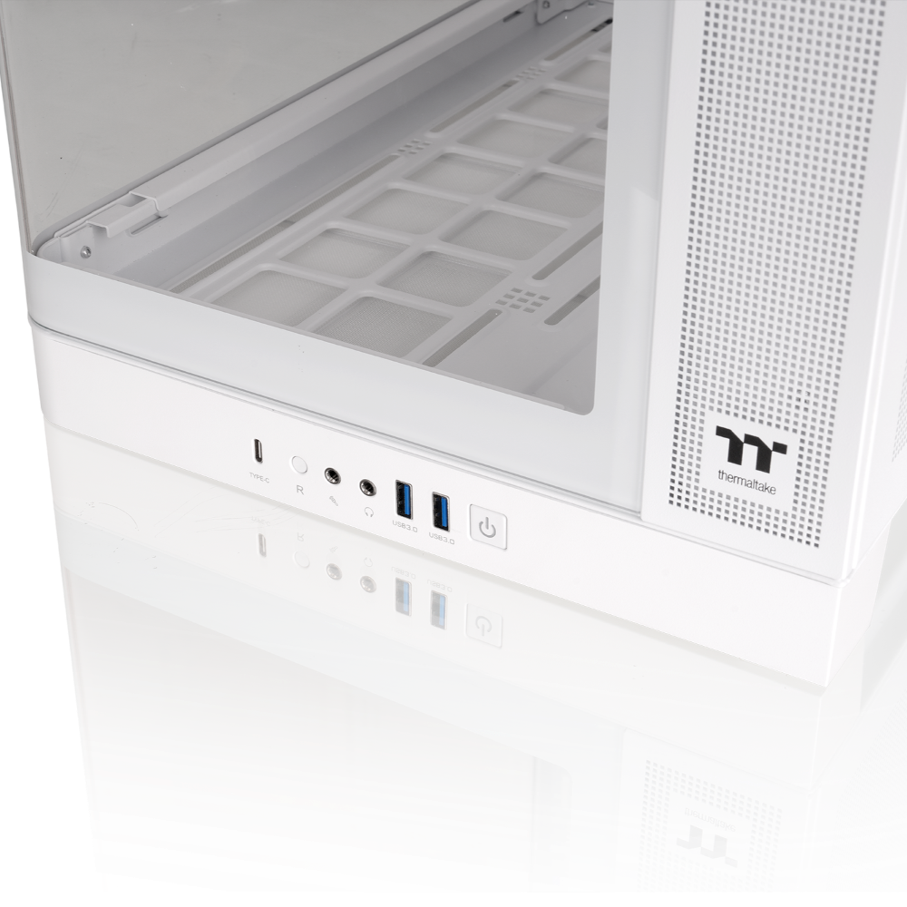 Weißes CAPO X Dual-System PC-Gehäuse mit Glasfront, USB-C, USB 3.0 Anschlüssen und Thermaltake-Logo.