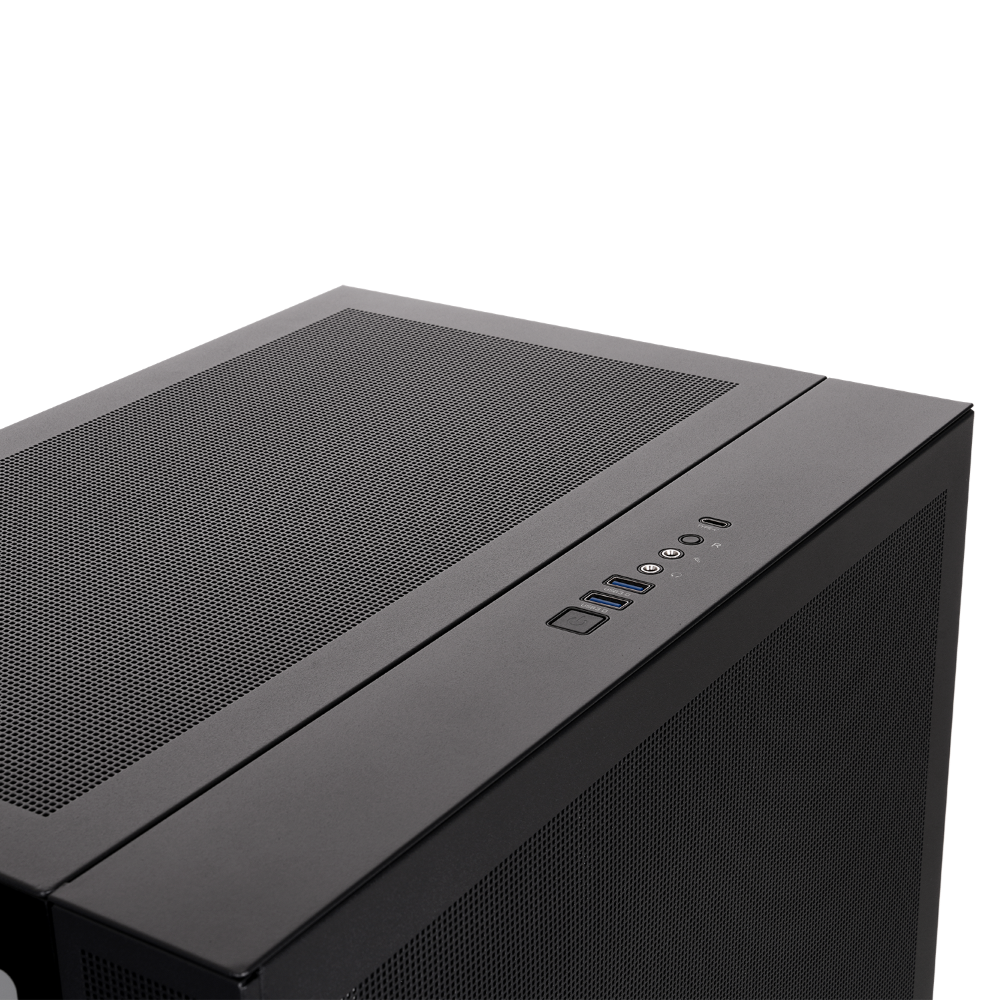 Schwarzes CAPO X Dual-System PC-Gehäuse mit Mesh-Oberseite und integrierten Anschlüssen für Gaming und Streaming.