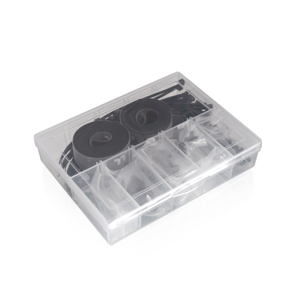 Transparente Sortierbox mit Kabelbindern und Schrauben-Sets für das CAPO X Dual System PC-Gehäuse.