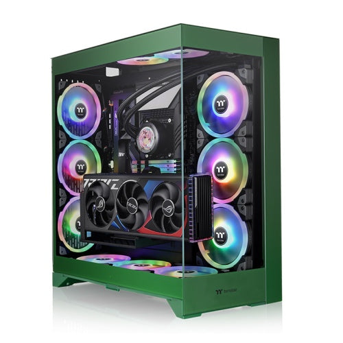 Der CTE E660 MX ist ein Midi Tower Gehaeuse in der Farbe Racing Green mit Drei-Wege-GPU-Installation und Support für Hidden-Connector-Motherboards.