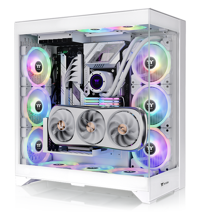 Der CTE E660 MX ist ein Midi Tower Gehaeuse in der Farbe Snow White mit Drei-Wege-GPU-Installation und Support für Hidden-Connector-Motherboards.