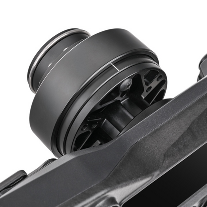 Der GRA TTG XRW Quick Release Adapter ist für das Thermaltake G6 und G15 um das XRW-G1 GT Lenkrad anzuschließen.