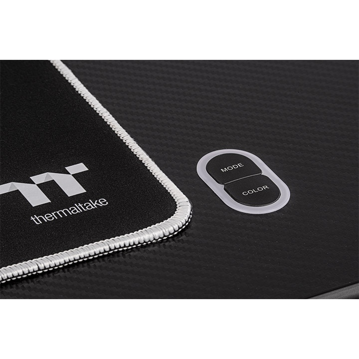 Der GT120 RGB Gaming Desk ist ein höhenverstellbarer Schreibtisch für Gamer und Kreative. Wichtige Merkmale vom Tisch sind RGB-Beleuchtung mit 16,8 Millionen Farben, Kabelmanagement-System und wunderschöne Carbon-Faser-Optik.