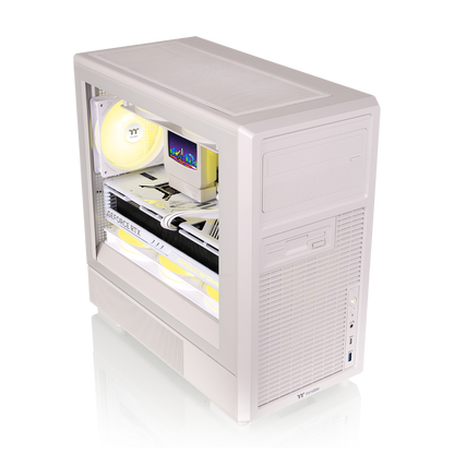 Beiges Micro-ATX Gaming-PC-Gehäuse im Retro-Design mit Vintage-Front, Tempered-Glass-Seitenfenster und klassischer PC-Optik.