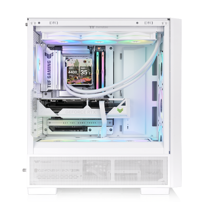 Das S380 TG ARGB Snow White ATX Mid  Gehäuse ist mit einem SF360 ARGB PWM Reverse-Lüfter auf der Netzteilabdeckung und einem vorinstallierten SF120 ARGB PWM-Lüfter ausgestattet. Es unterstützt Hidden-Connector Motherboards und hat eine GPU Halterung. Mit seinem Modularen Design besitzt es auch einen guten Staubschutz und an hervorragend Erweitert werden.