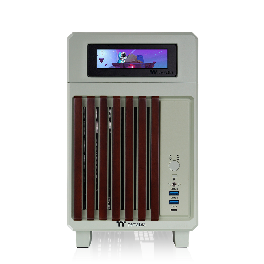 Das TR100 WS ITX PC-Gehäuse in der Farbe Matcha Green besticht durch seine edele Holzoptik, das Dual-Chamber-Designs und Optionales 3,9" LCD.