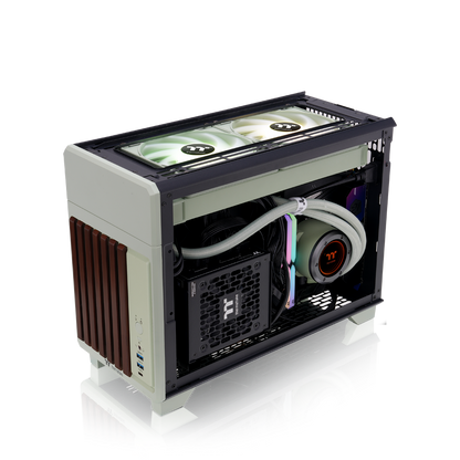 Das TR100 WS ITX PC-Gehäuse in der Farbe Matcha Green besticht durch seine edele Holzoptik, das Dual-Chamber-Designs und Optionales 3,9" LCD.