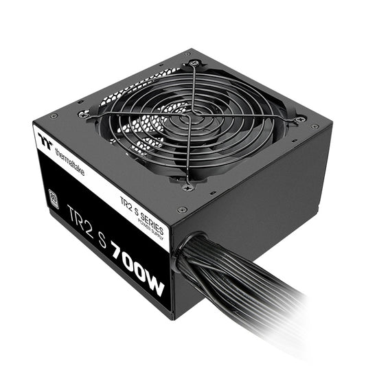 Das TR2 S700W ist ein PC DC/DC Netzteil mit Standard 80+