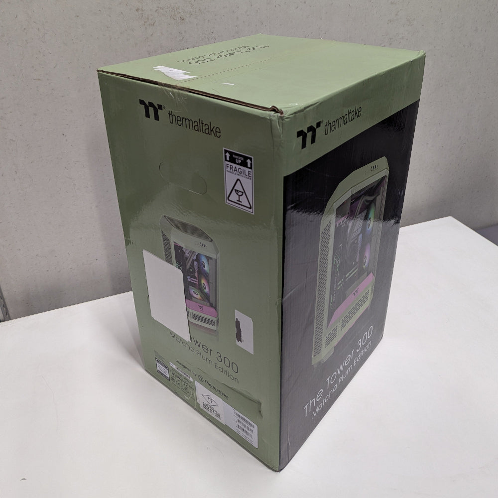 The Tower 300 in der Farbe Match Plum ist ein PC_Gehaeuse als B-Ware.