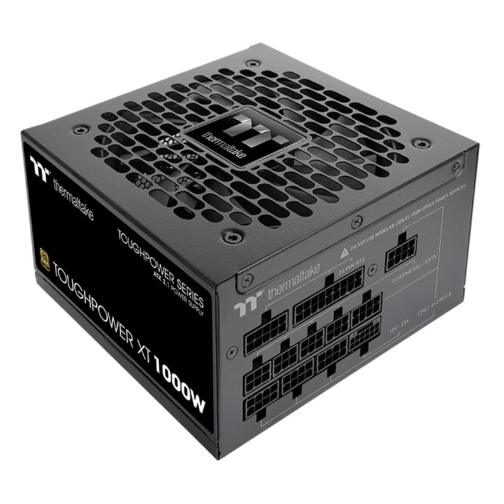 Schwarzes Thermaltake Toughpower XT 1000W PC-Netzteil mit modularen Anschlüssen und markantem Lüftergitter.