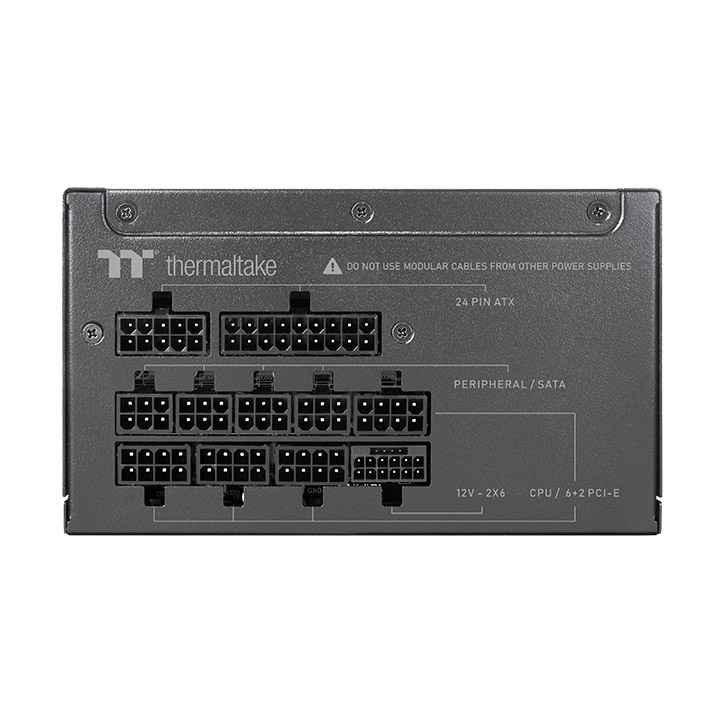 Schwarzes Thermaltake Toughpower XT 850W Netzteil mit modularen Anschlüssen für ATX, SATA und PCI-E Kabel.