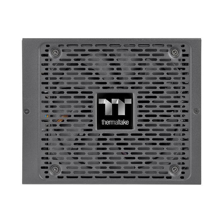 Das Toughpower TF3_1550 Watt Titanium ist ein ATX3.0 PC Netzteil mit 2x12V-2x6-Anschlüssen und einer Single 12V Rail Design mit einem Effizienzwerte von 94%