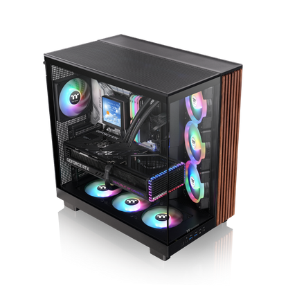 Das View 380 XL WS ARGB ist ATX PC-Gehäuse in der Farbe Black. Es überzeugt durch seine  vier 120-mm ARGB-Lite Lüfter, wunderschöne Holzoptik und Grafikkartenhalter.