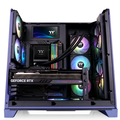 Das View 390 Air ist ein Midi ATX PC-Gehaeuse mit gebogenen TG-Panel, Hidden Connector und hervorrangender Luftkühlung durch zwei CT120 Fans und Mesh-Frontpanel in der Farbe Future Dusk (Violett).