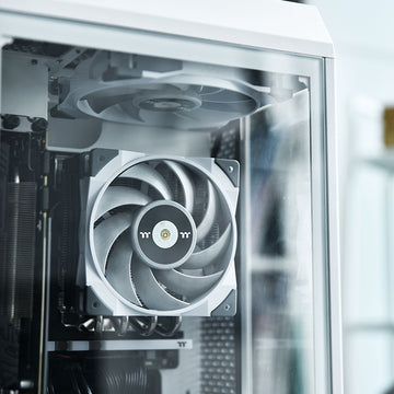 TOUGHFAN 12 Radiator Fan - Thermaltake LCGS