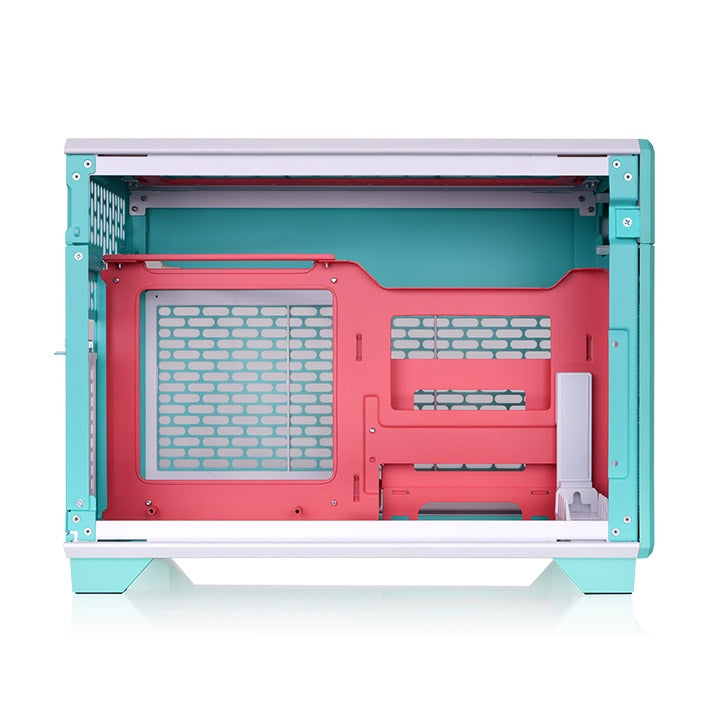 Der tr100 Mini Tower in der Farbe Mint Strawberry (Türkis) ist ein ITX PC Gehäuse zum mitnehmen